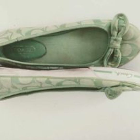 COACH CANVAS FLATS  7.5 M - Picture 2 of 3